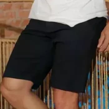 Bermuda Sarja Com Bolso Faca E Lycra