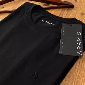 Camiseta Aramis Manga Curta Algodão Peruano Preto