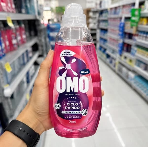 Lava-Roupas Líquido Omo Ciclo Rápido Ação Cuidado Frasco 750ml