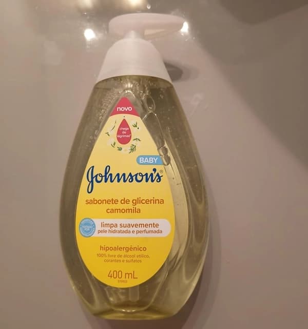 Sabonete Líquido Johnson's Baby Glicerina Camomila 400mL