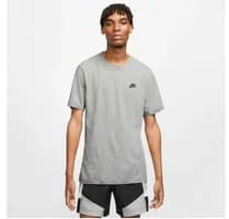 Camiseta Nike Sportswear Club Masculina